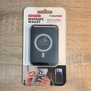 Mybat Pro MagSafe Wallet in Black